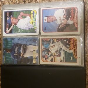 COLLECTOR CARD ALBUM